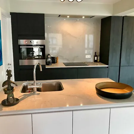 Modern And Comfortable City Center Beach Around The Corner Apartman *